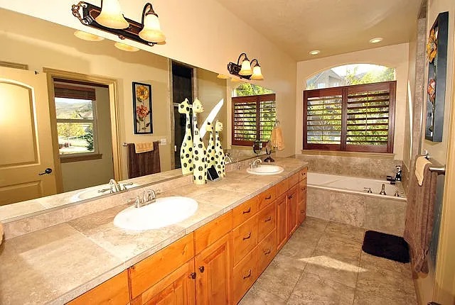 bathroom vanity remodel